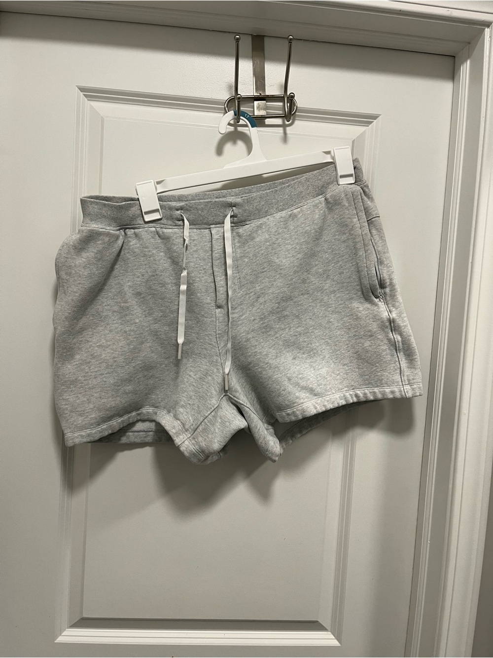 Lululemon Steady State Relaxed Fit Short 5 inch inseam light Heather gray